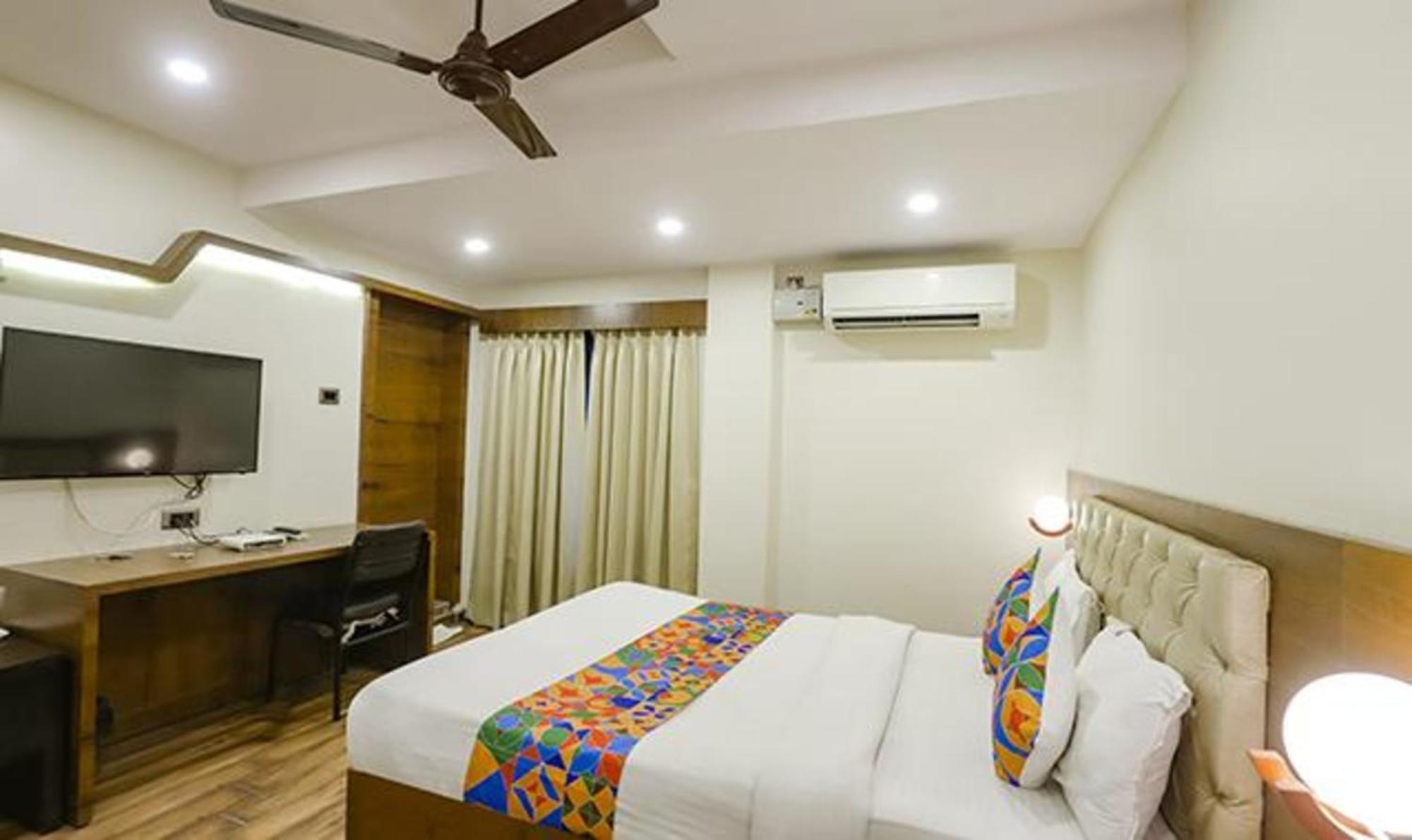 Fabhotel Parashar 那格浦尔 外观 照片